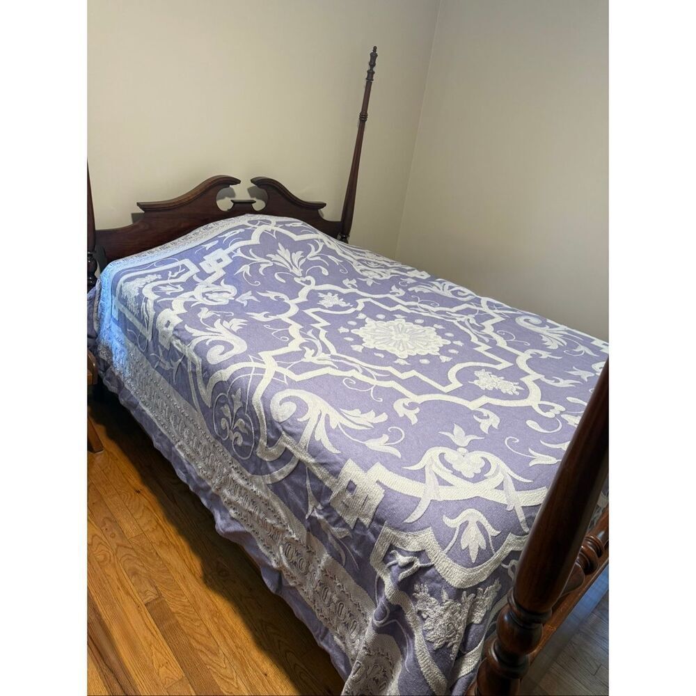 Queen Size 100% Cotton Bedspread Coverlet + Two Square Shams Purple and White
